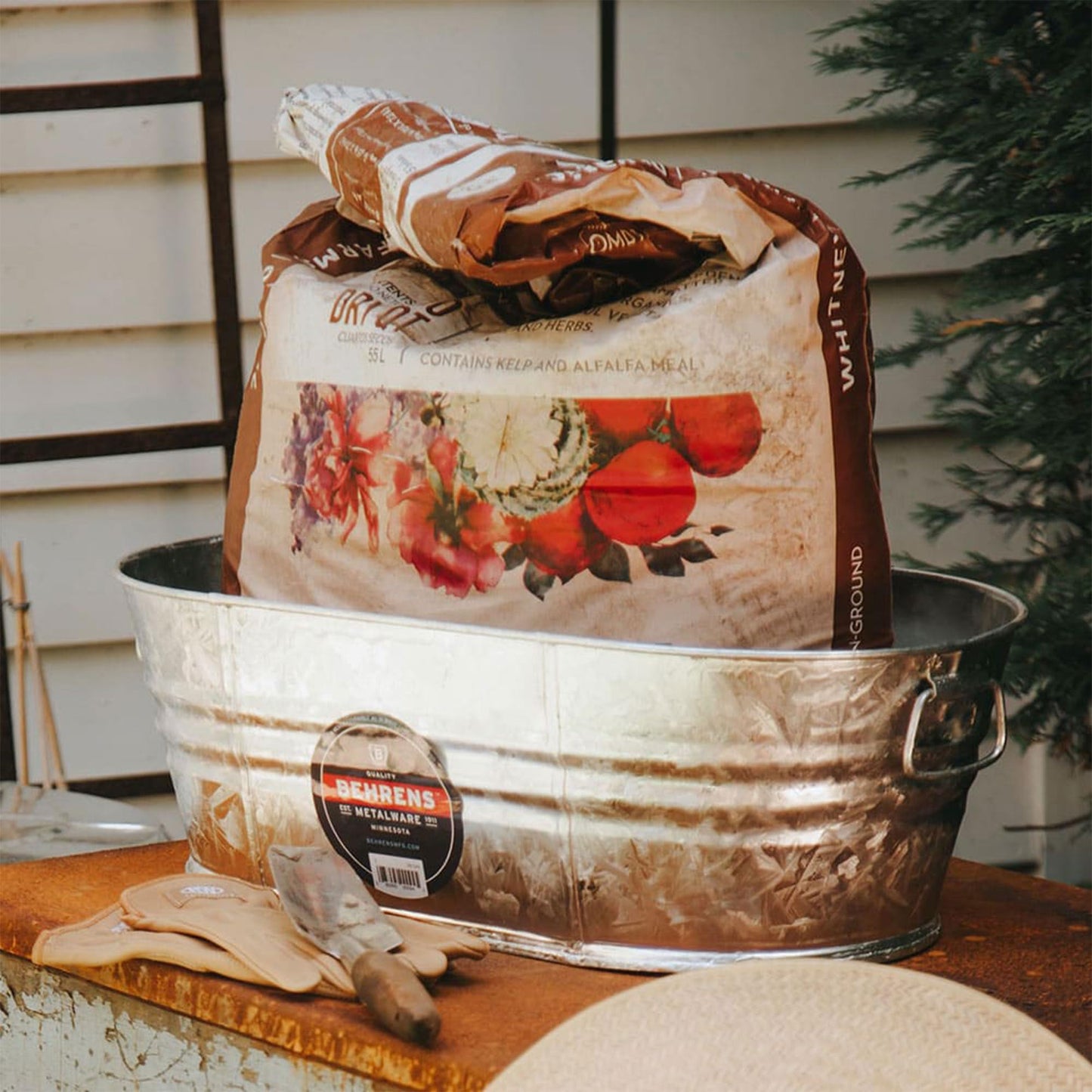 16 Gallon Round Galvanized Weatherproof Steel Tub