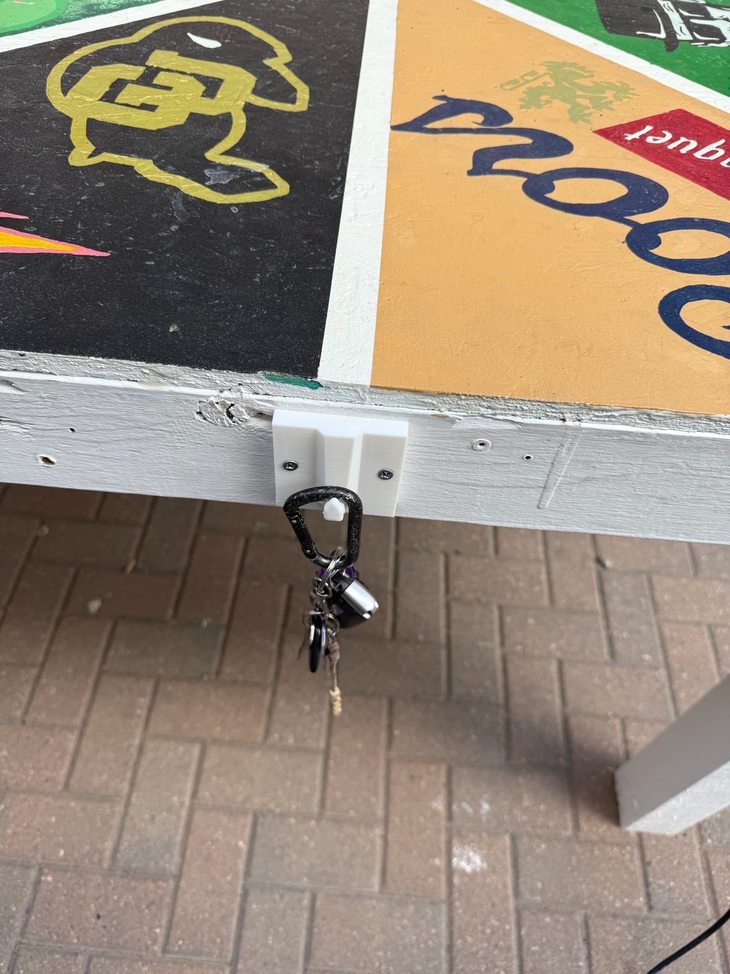 The Hooker – Die Table Hook